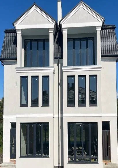key features of hm doors windows llc windows